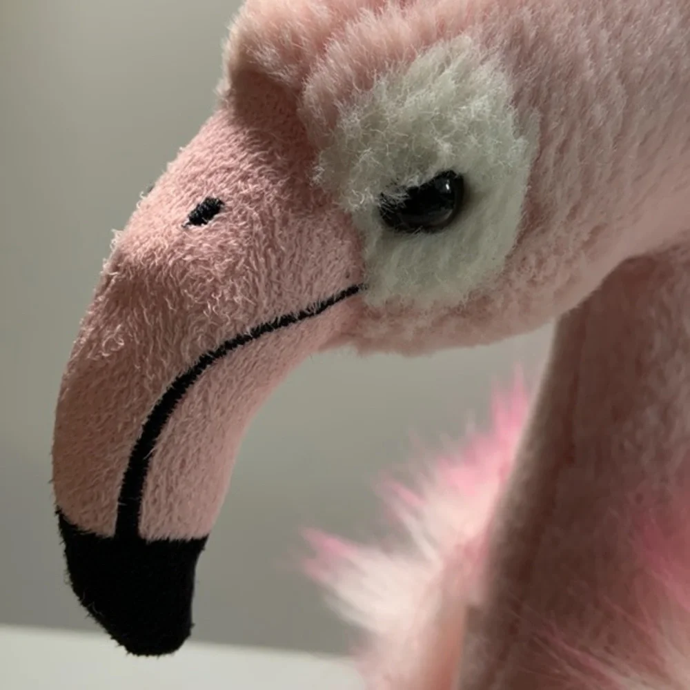 Aurora plush flamingo 🦩 fluffy faux fur body, faux suede beak and legs. - Picture 4 of 10